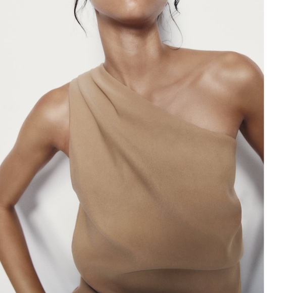 Zara NWT tan one shoulder top with asymmetrical hem & ruched side pleats - Picture 4 of 8